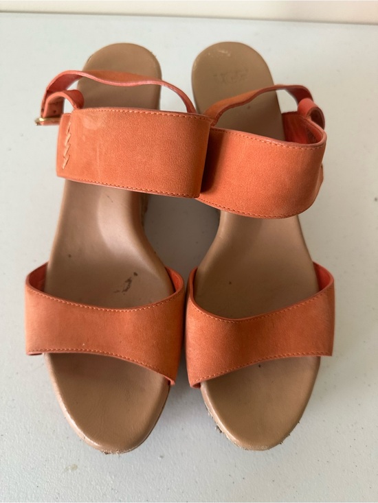 UGG Shoes - UGG Women's Orange Slingback Sandals size 10, pre owned